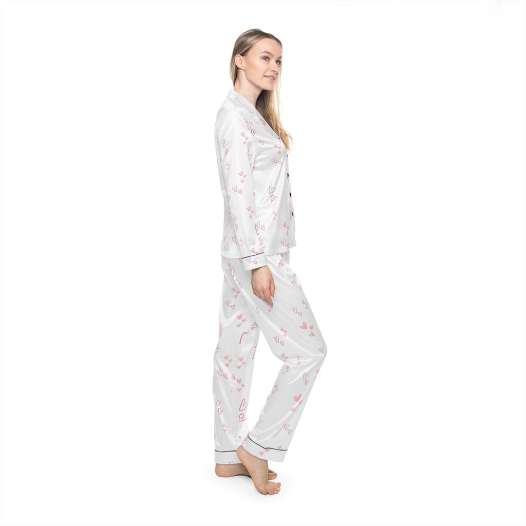 01 Hearts Satin Pajama Set