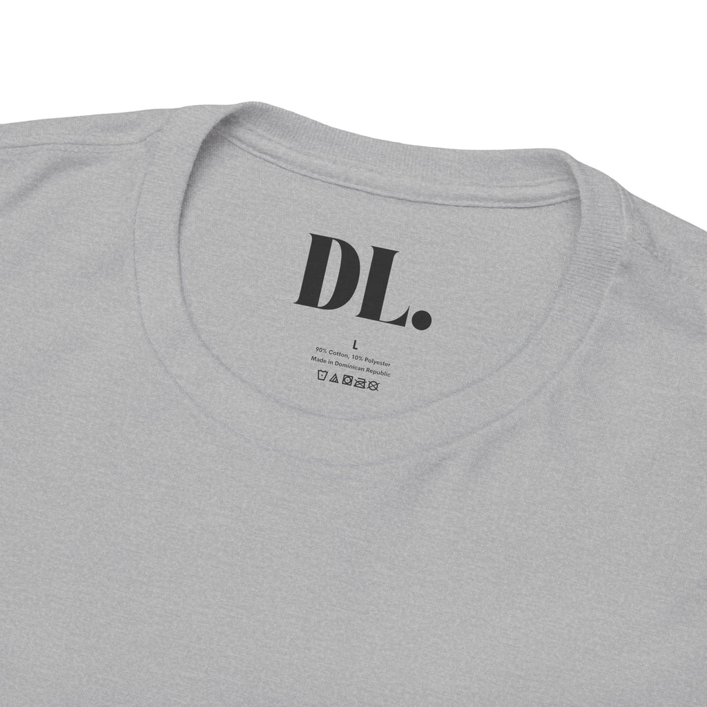 01 DELULU RETRO T-SHIRT